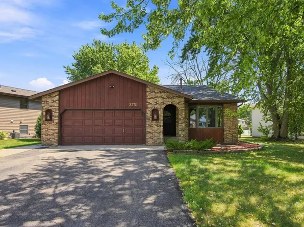 2375 Helena Rd N, Oakdale, MN 55128