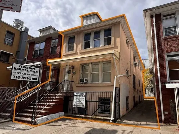 3084 Brighton 13 St, Brooklyn, NY 11235