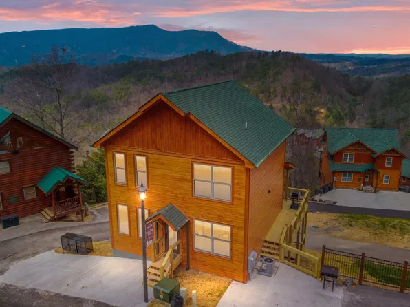 1219 Bird Nest Way, Sevierville, TN 37862