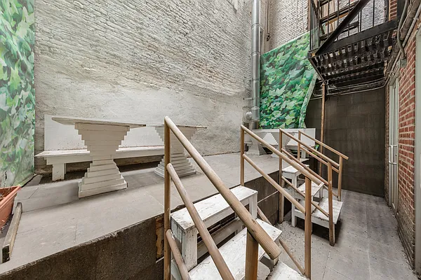 Rented by Douglas Elliman | media 22