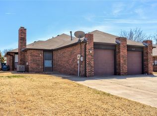 1008 Dustin Dr, Edmond, OK 73003