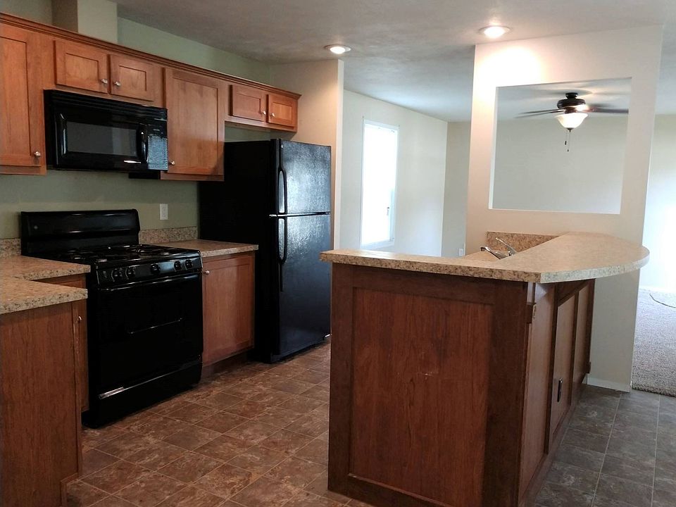 1st image of 4595 Knollwood Dr #83