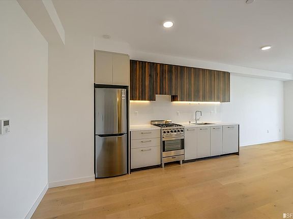 5th image of 1188 Valencia St #402