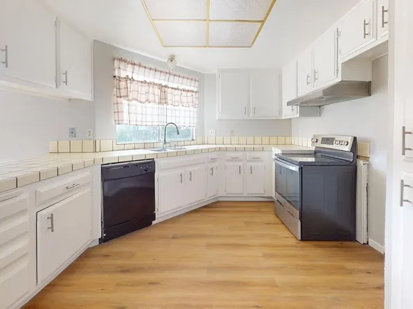 33 De Martini Ct, Oakley, CA 94561