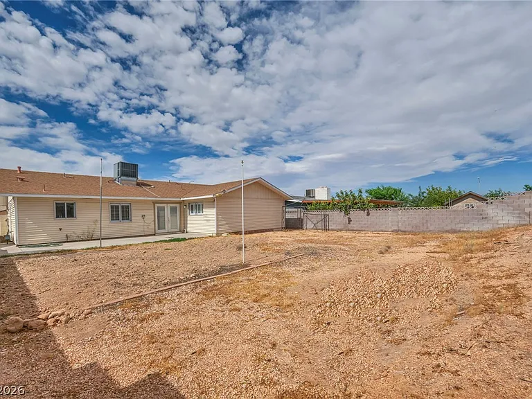 6921 Acoma Ct — Photo 46