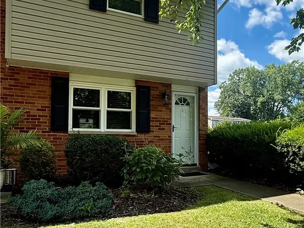 340 High St APT 5, Saxonburg, PA 16056
