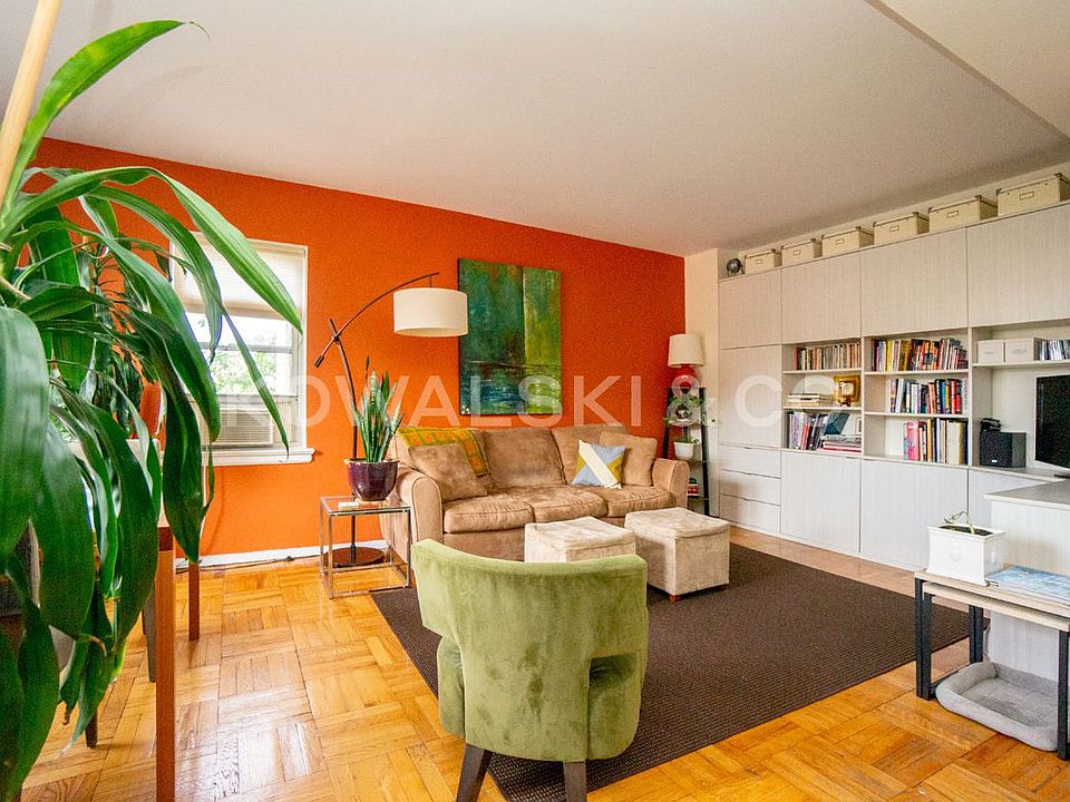 1st image of 180 W Houston St #7K