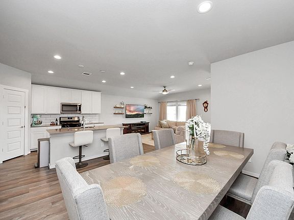 5th image of 7311 Lakeway Bluff Ln