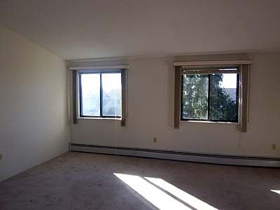 2nd image of 66 Girard Ave Unit 321