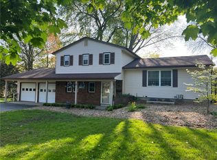 17 Berna Ln, Rochester, NY 14624