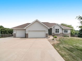 2928 Eagle Ridge Dr, Missouri Valley, IA 51555