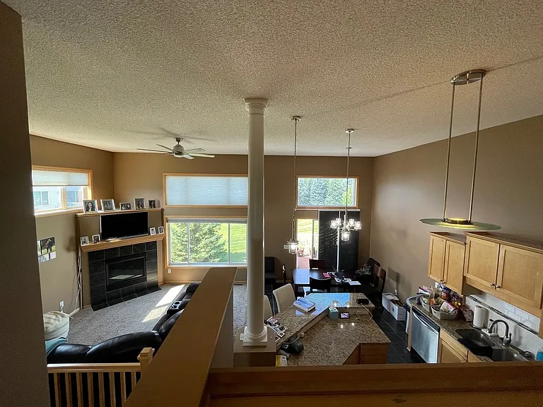 20579 Hampshire Way — Photo 13