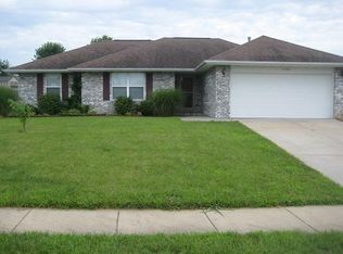 4020 W Condor Dr, Battlefield, MO 65619