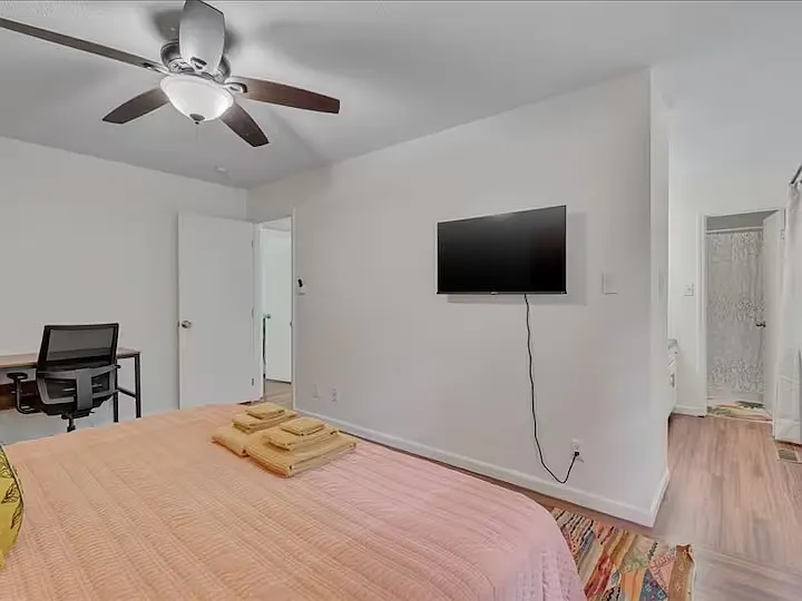 805 Horton Rd — Photo 12