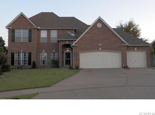 200 N Butternut Ave W, Broken Arrow, OK 74012