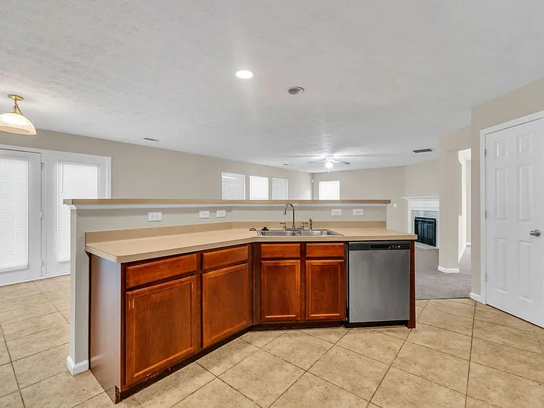 2888 Brookford Ln SW — Photo 18