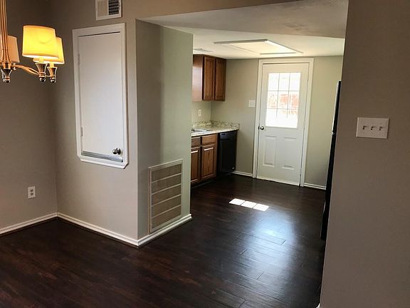 Dining/Kitchen