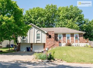 1101 SW 20th St, Blue Springs, MO 64015