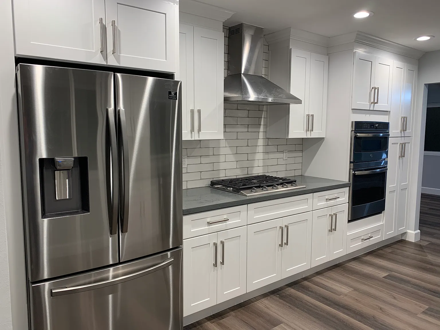 4 bed, 2638 sqft, $7,950 — Photo 4