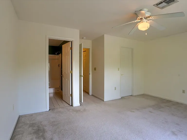136 Cardinal Ln — Photo 20