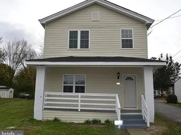 536 Saint Mark St, Petersburg, VA 23803