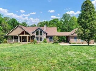 680 Timberline Dr, Shepherdsville, KY 40165
