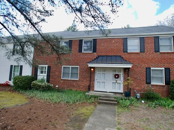 1013 Nichols Dr, Raleigh, NC 27605