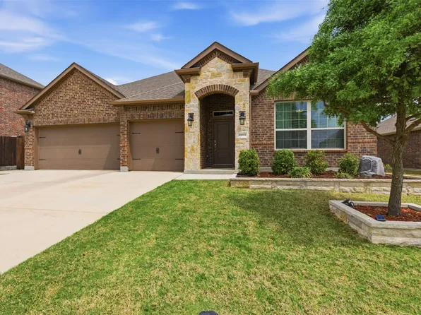 10109 Table Bluff St, Aubrey, TX 76227
