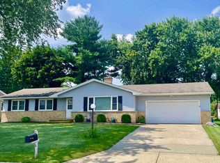 307 S Holiday Drive, Waunakee, WI 53597