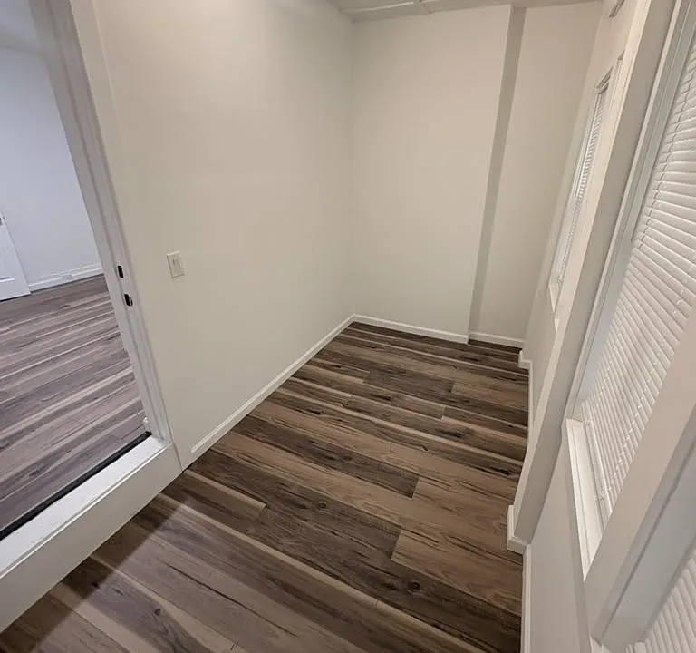 215 Kimberly Ave #1