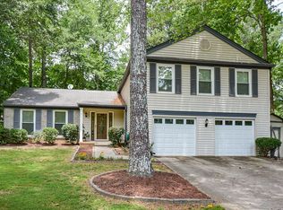 1319 Heritage Glen Dr, Marietta, GA 30068