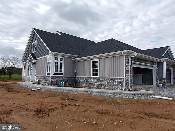 4th image of 112 Maguire Ct #65