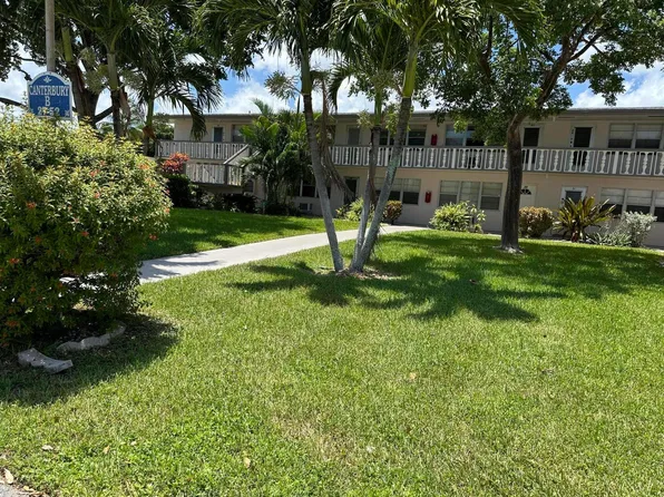 29 Canterbury Dr E, West Palm Beach, FL