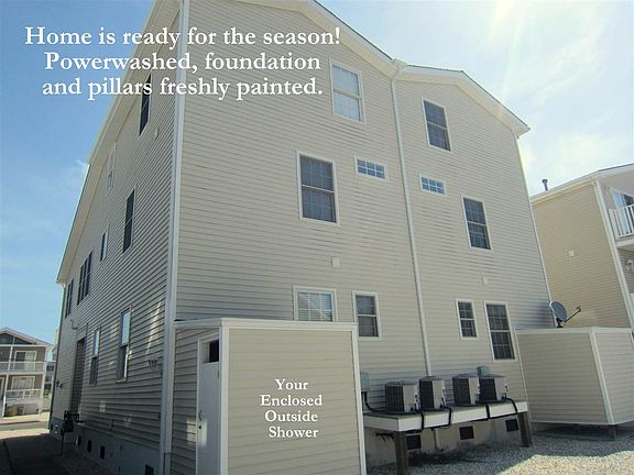 2nd image of 236 37th St Unit West