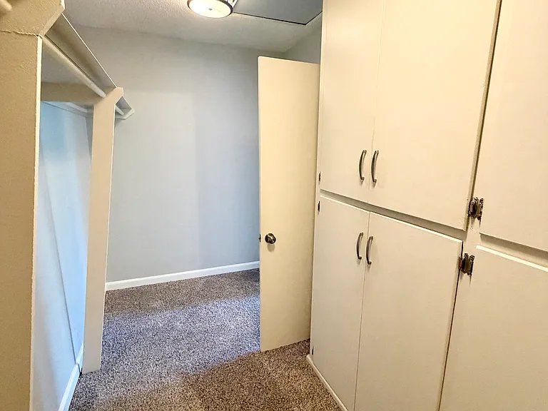 675 Ultimo Ave — Photo 23