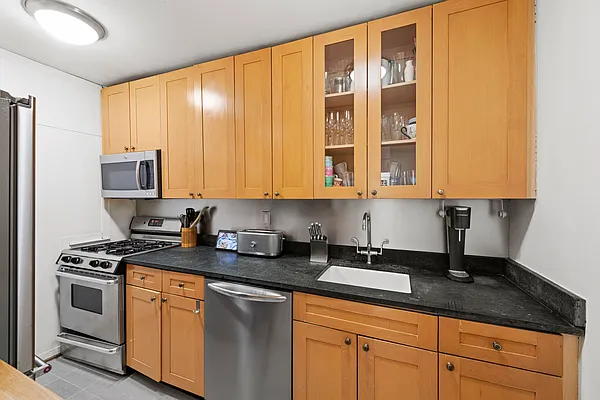 Sold by Douglas Elliman | media 4