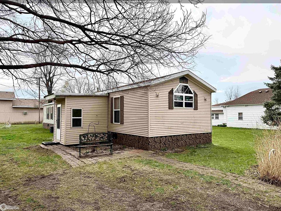 1st image of 720 2nd St