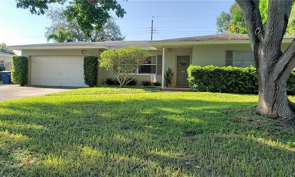 1st image of 2132 College Dr