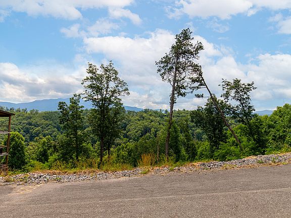 3rd image of 275 Sourwood Dr Lot 275