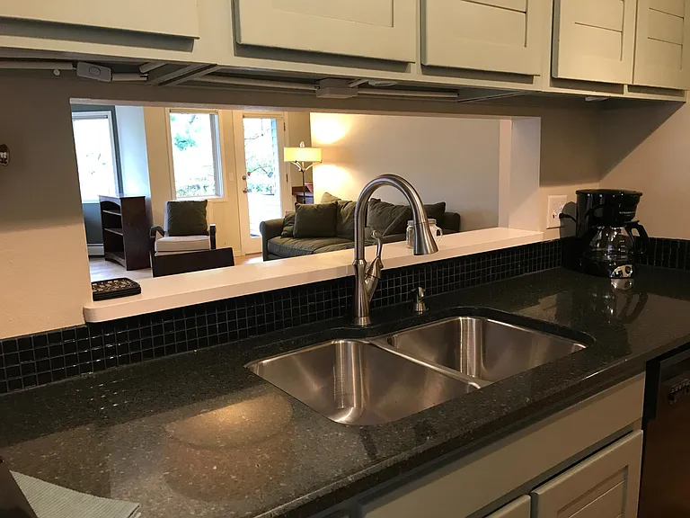 1529 Spruce St #8 — Photo 16