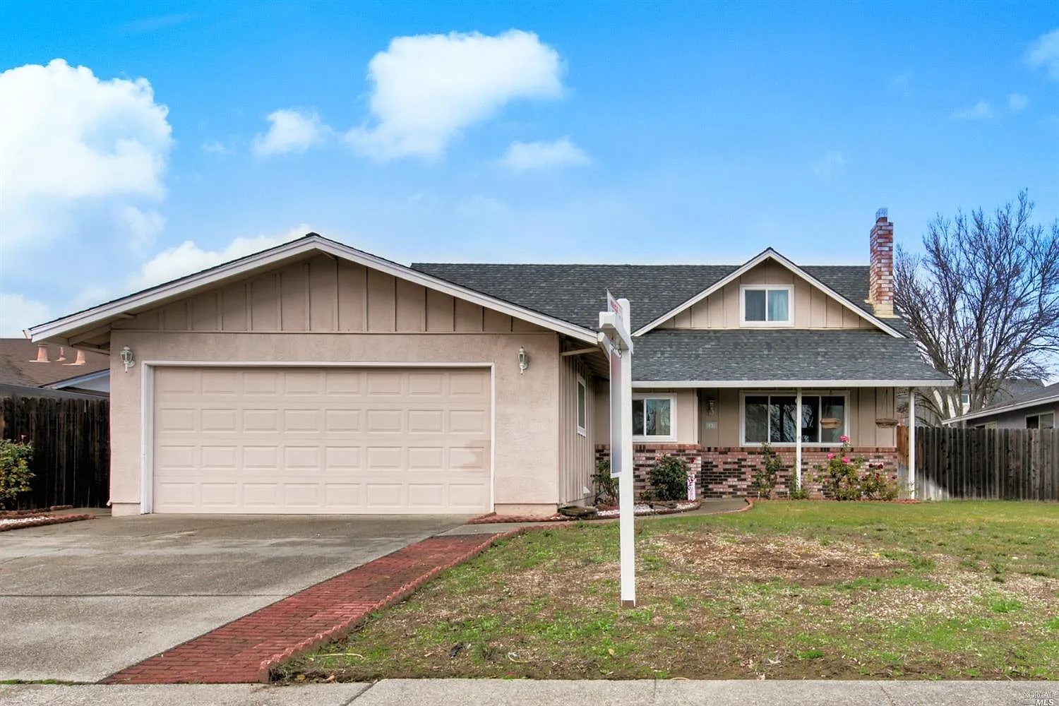 163 Fairview Dr photo 1