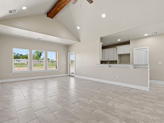 4th image of 6064 Slim Pickens Ln