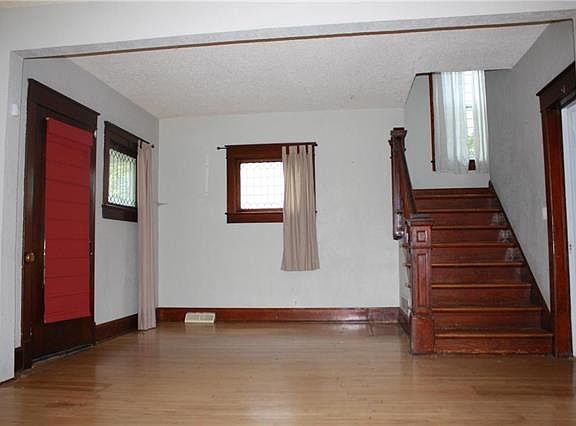 2nd image of 245 N 17th St