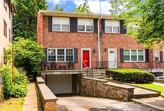 1st image of 78 Parkway Ln