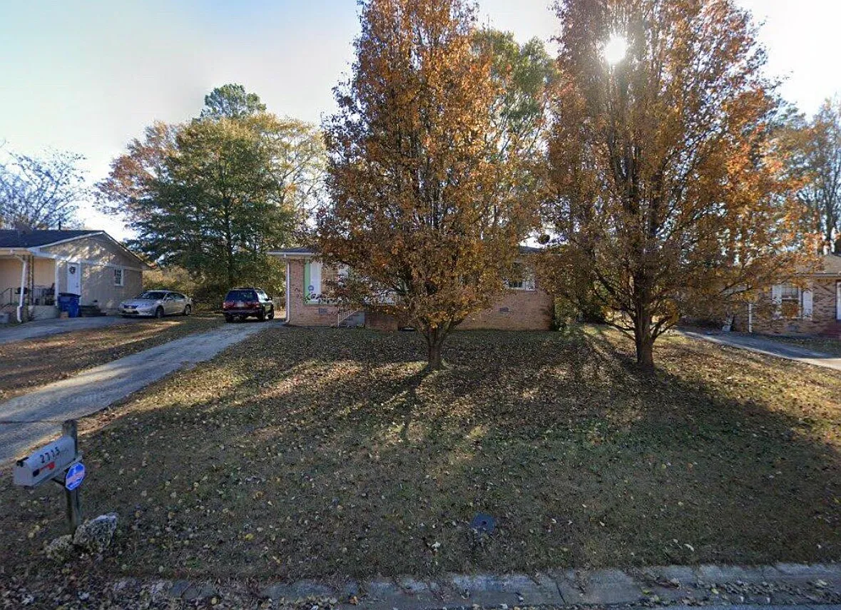 3 bed, 1075 sqft, $1,400 — Photo 1