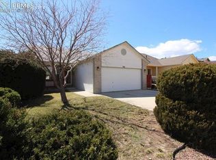916 Red Brooke Dr, Colorado Springs, CO 80911