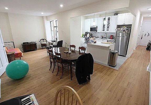 4th image of 508 W 112th St #7B1