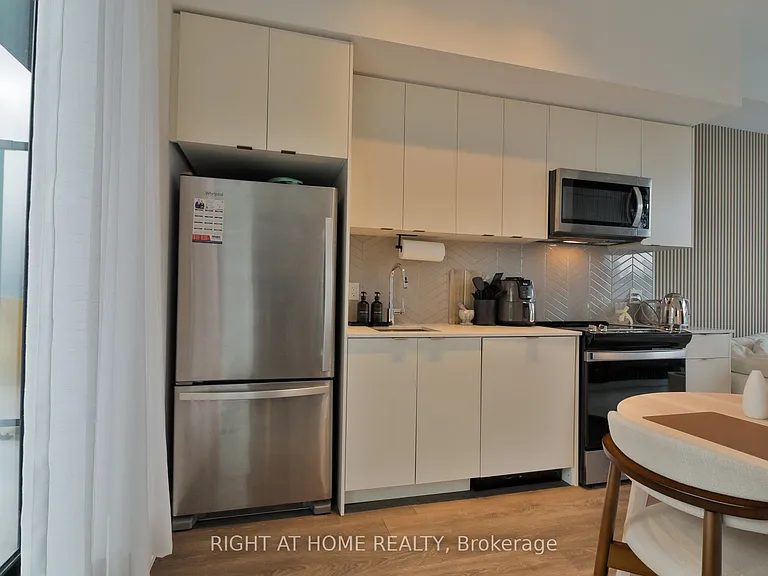 1612 Charles St #428 — Photo 7