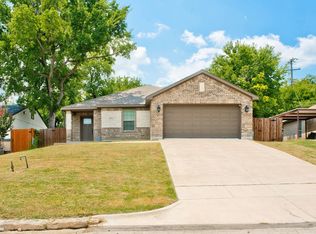 1619 Laura Rd, River Oaks, TX 76114