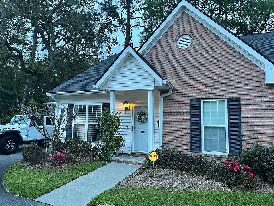 Front entrance with covered porch